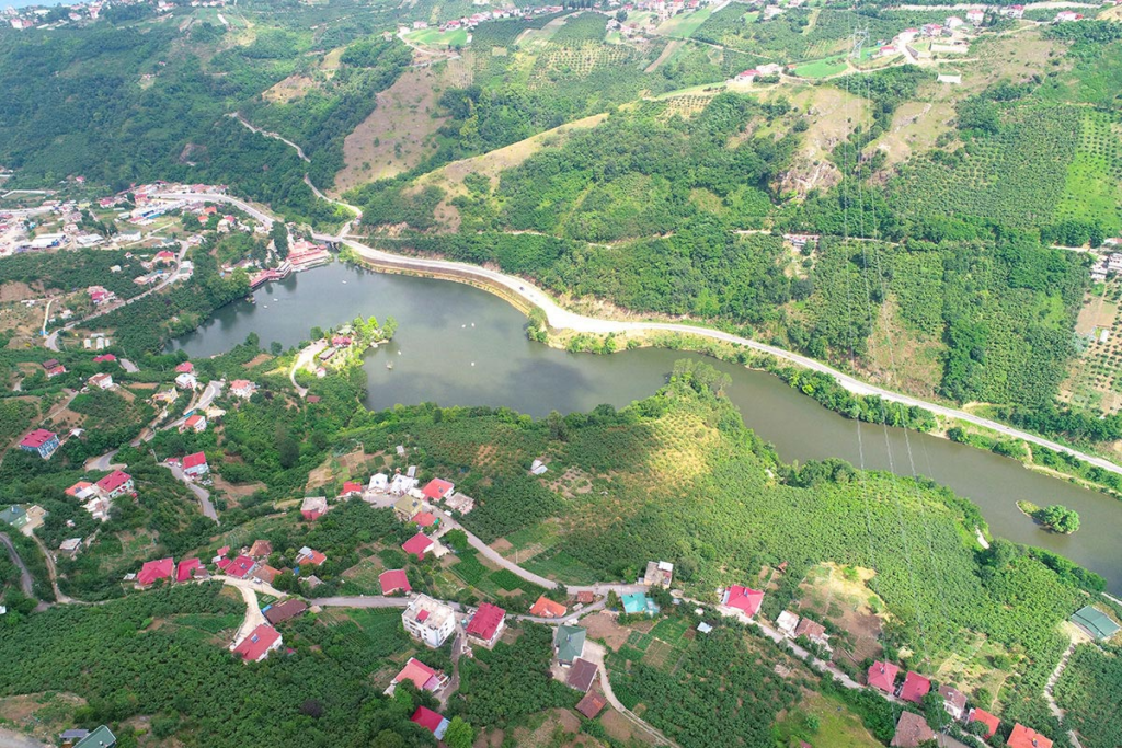 Akçaabat Araç Takip Sistemi ve Gezi Rehberi